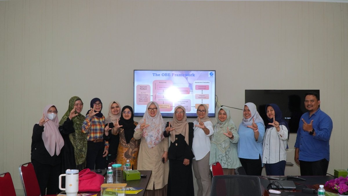 Tingkatkan Mutu, Pascasarjana Unilak Gelar Workshop Pengembangan Kurikulum Berbasis Kompetensi