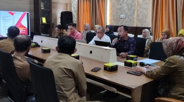Tim Sekolah Pascasarjana Unilak Gelar Sosialisasi Program Magister di Diskominfops Inhil