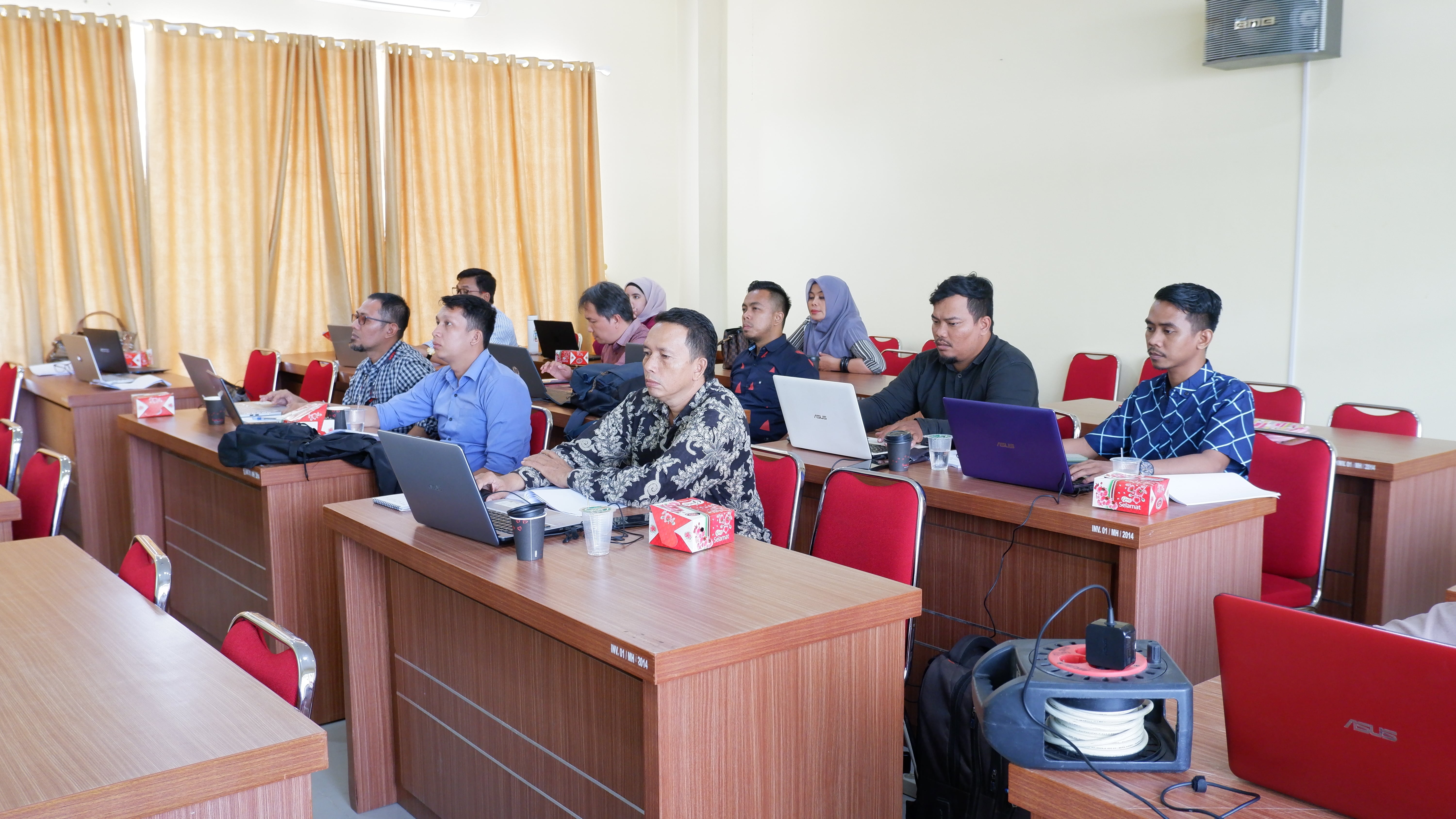 Sekolah Pascasarjana Gelar Pelatihan & Peningkatan Pemahaman Penggunaan Smart-PLS dalam pengolahan datan statistic penelitian